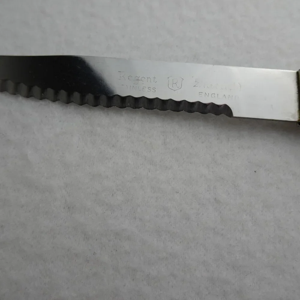 6 REGENT SHEFFIELD Steak Knives Stainless Blade Faux Antler Handle Original Box